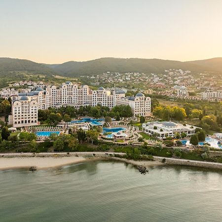 Dreams Sunny Beach Resort And Spa Exteriér fotografie The complex