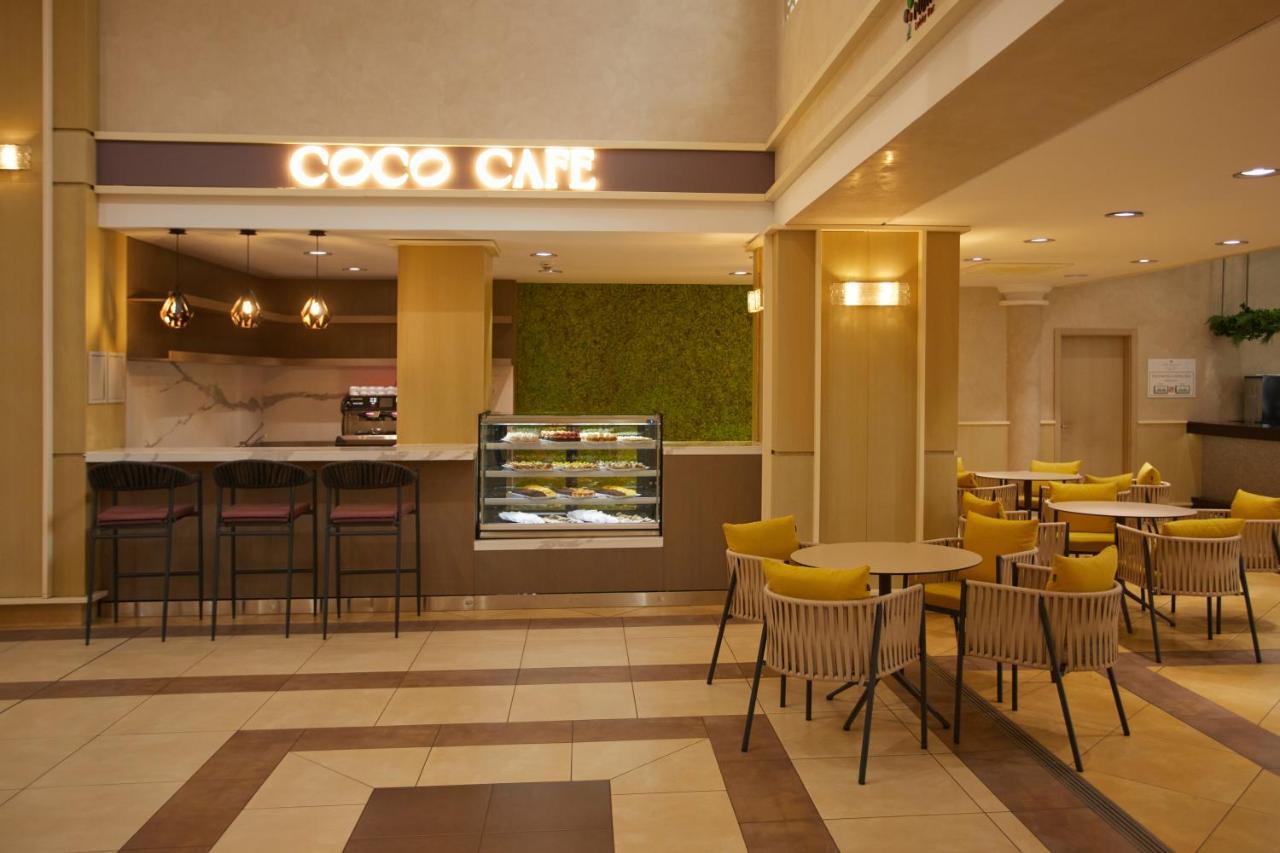 Dreams Sunny Beach Resort And Spa Exteriér fotografie Coco Cafe